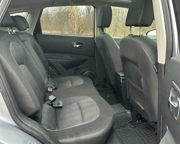 Серый Ниссан Кашкай, объемом двигателя 1.5 л и пробегом 260 тыс. км за 8950 $, фото 32 на Automoto.ua