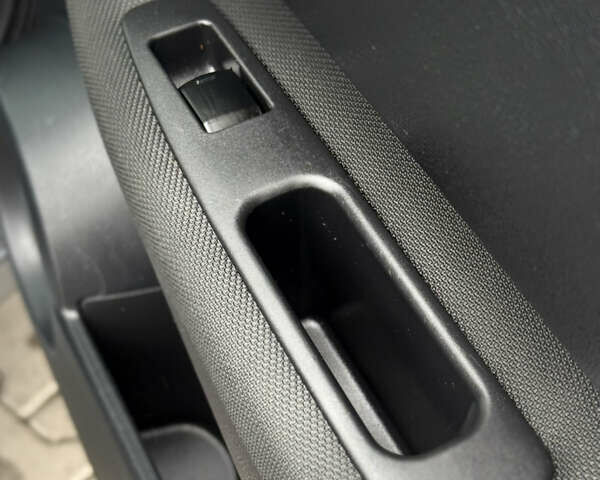 Сірий Ніссан Кашкай, об'ємом двигуна 1.5 л та пробігом 192 тис. км за 9200 $, фото 100 на Automoto.ua