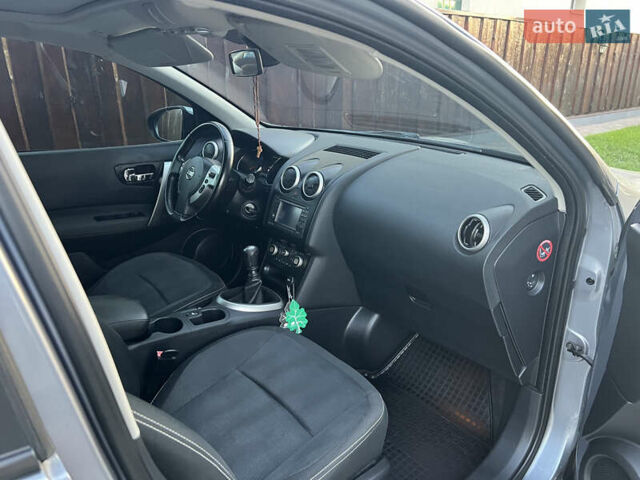 Серый Ниссан Кашкай, объемом двигателя 1.46 л и пробегом 215 тыс. км за 10699 $, фото 18 на Automoto.ua