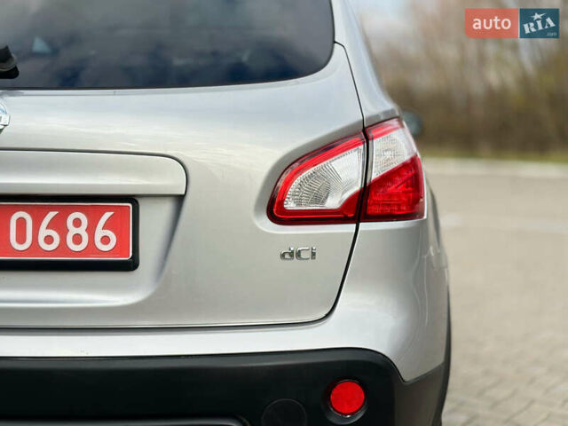 Сірий Ніссан Кашкай, об'ємом двигуна 2 л та пробігом 232 тис. км за 11450 $, фото 14 на Automoto.ua