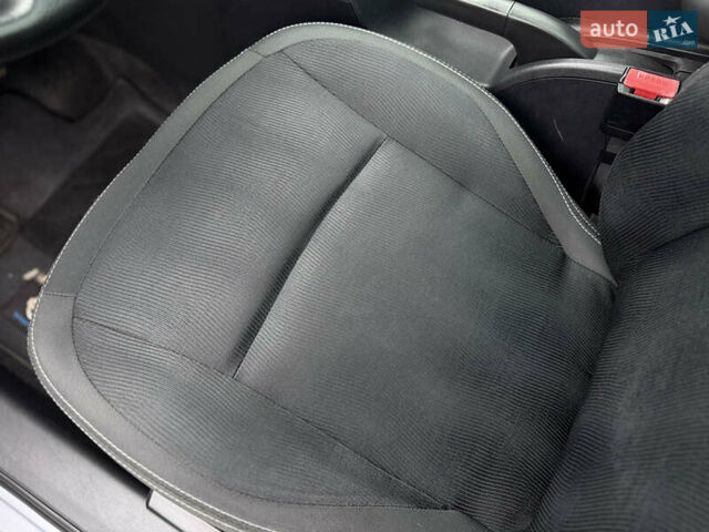 Сірий Ніссан Кашкай, об'ємом двигуна 1.5 л та пробігом 192 тис. км за 9200 $, фото 52 на Automoto.ua
