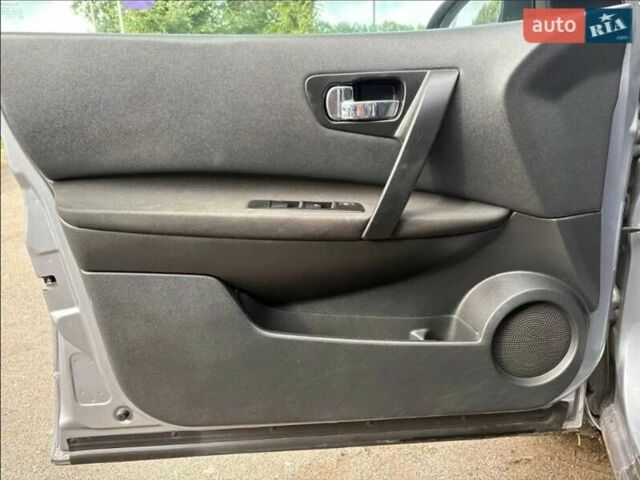 Серый Ниссан Кашкай, объемом двигателя 1.46 л и пробегом 252 тыс. км за 9500 $, фото 14 на Automoto.ua