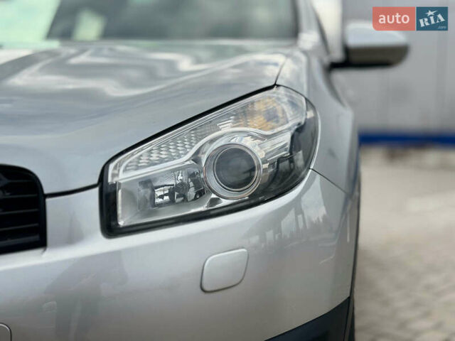 Сірий Ніссан Кашкай, об'ємом двигуна 2 л та пробігом 232 тис. км за 11450 $, фото 5 на Automoto.ua