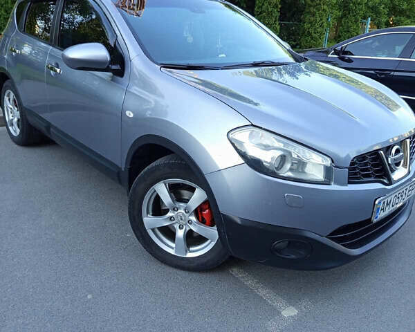 Сірий Ніссан Кашкай, об'ємом двигуна 2 л та пробігом 197 тис. км за 9800 $, фото 4 на Automoto.ua