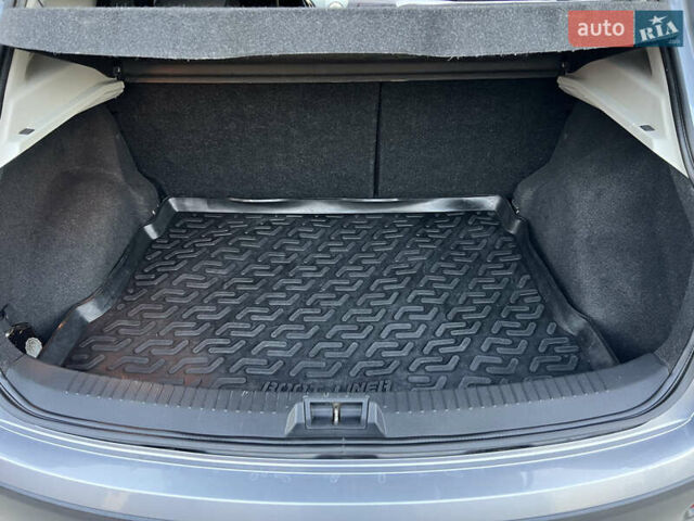 Серый Ниссан Кашкай, объемом двигателя 1.46 л и пробегом 215 тыс. км за 10699 $, фото 13 на Automoto.ua