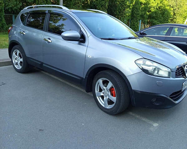 Сірий Ніссан Кашкай, об'ємом двигуна 2 л та пробігом 197 тис. км за 9800 $, фото 1 на Automoto.ua