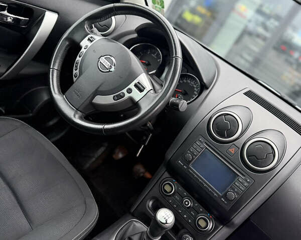 Сірий Ніссан Кашкай, об'ємом двигуна 1.5 л та пробігом 192 тис. км за 9200 $, фото 133 на Automoto.ua