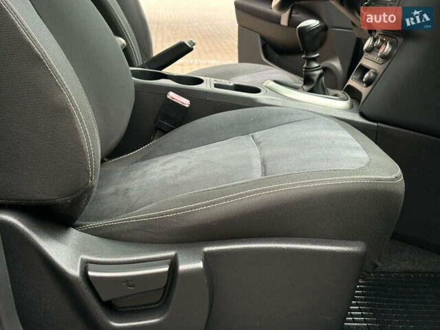 Сірий Ніссан Кашкай, об'ємом двигуна 1.5 л та пробігом 215 тис. км за 11599 $, фото 27 на Automoto.ua