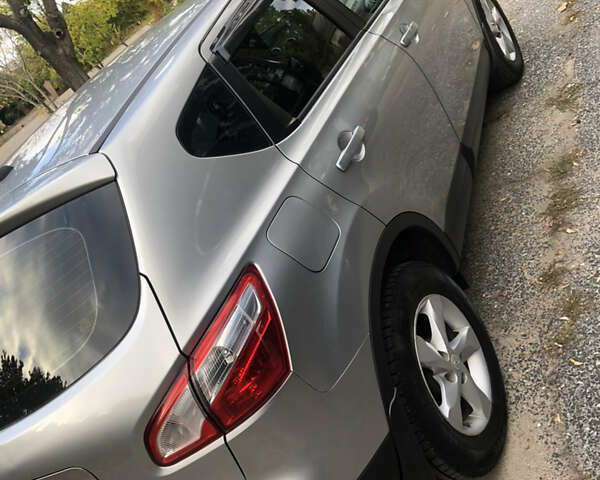 Серый Ниссан Кашкай, объемом двигателя 2 л и пробегом 222 тыс. км за 9707 $, фото 1 на Automoto.ua