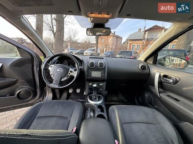 Серый Ниссан Кашкай, объемом двигателя 1.46 л и пробегом 235 тыс. км за 9000 $, фото 7 на Automoto.ua