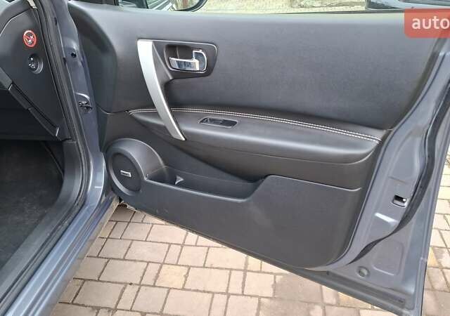 Серый Ниссан Кашкай, объемом двигателя 2 л и пробегом 223 тыс. км за 11900 $, фото 17 на Automoto.ua