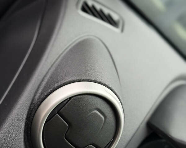 Сірий Ніссан Кашкай, об'ємом двигуна 1.5 л та пробігом 192 тис. км за 9200 $, фото 57 на Automoto.ua