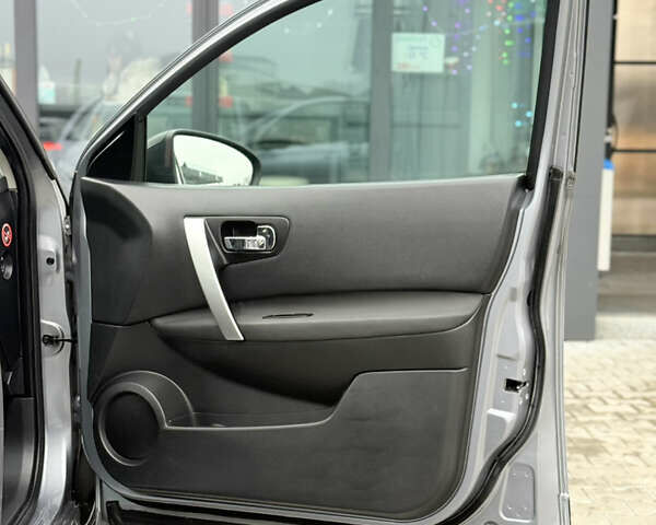 Сірий Ніссан Кашкай, об'ємом двигуна 1.5 л та пробігом 192 тис. км за 9200 $, фото 102 на Automoto.ua