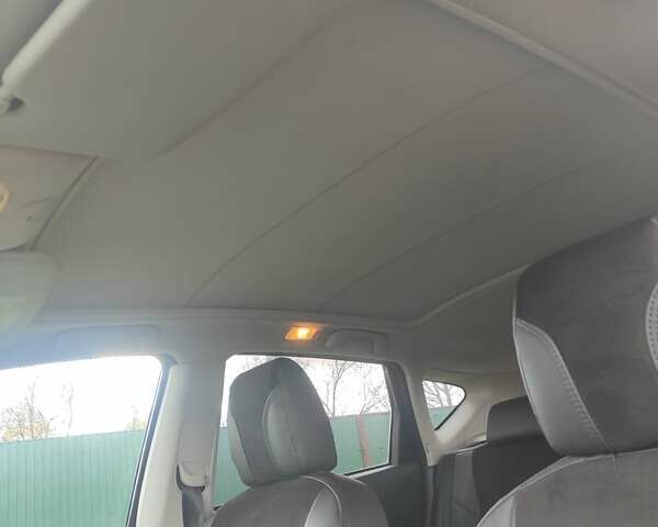 Серый Ниссан Кашкай, объемом двигателя 2 л и пробегом 185 тыс. км за 10500 $, фото 21 на Automoto.ua