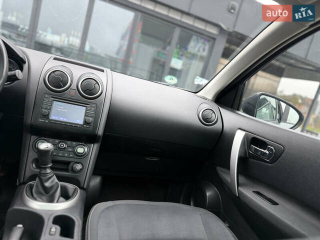 Сірий Ніссан Кашкай, об'ємом двигуна 1.5 л та пробігом 192 тис. км за 9200 $, фото 39 на Automoto.ua