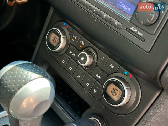 Сірий Ніссан Кашкай, об'ємом двигуна 2 л та пробігом 156 тис. км за 11440 $, фото 24 на Automoto.ua