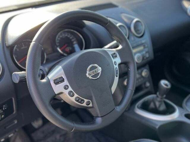 Серый Ниссан Кашкай, объемом двигателя 0 л и пробегом 196 тыс. км за 8700 $, фото 15 на Automoto.ua