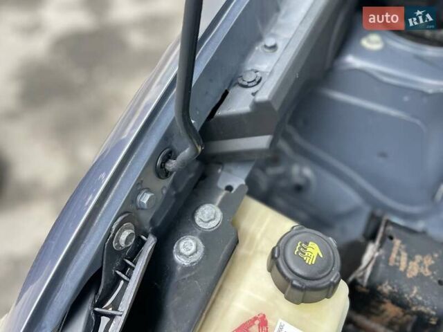 Серый Ниссан Кашкай, объемом двигателя 1.6 л и пробегом 199 тыс. км за 11500 $, фото 49 на Automoto.ua