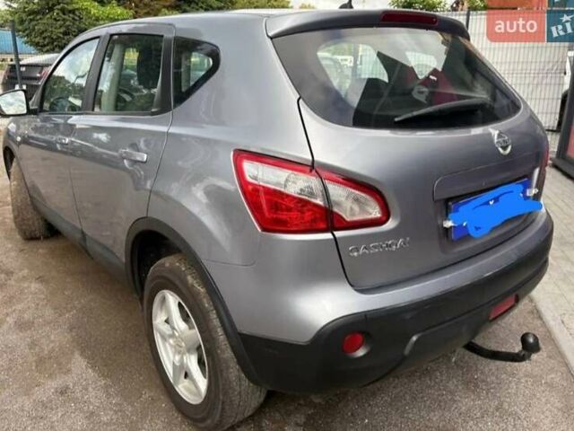 Серый Ниссан Кашкай, объемом двигателя 1.46 л и пробегом 252 тыс. км за 9500 $, фото 17 на Automoto.ua