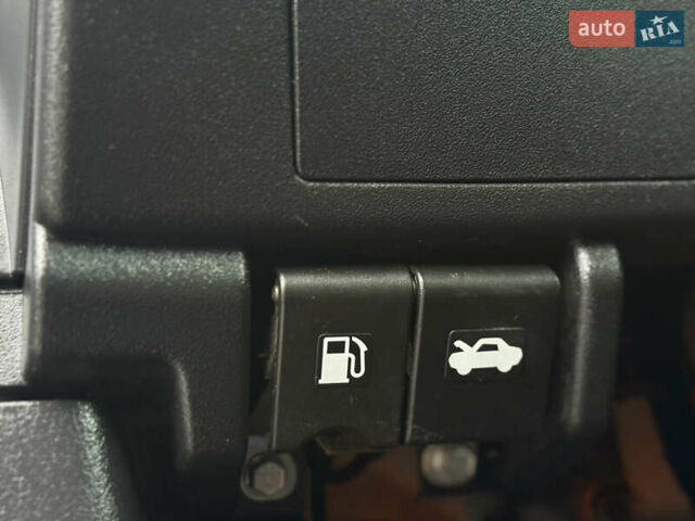 Сірий Ніссан Кашкай, об'ємом двигуна 1.5 л та пробігом 192 тис. км за 9200 $, фото 59 на Automoto.ua