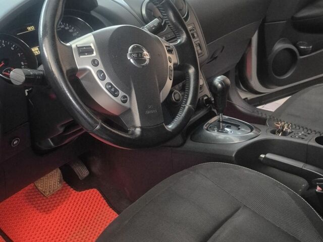 Серый Ниссан Кашкай, объемом двигателя 2 л и пробегом 189 тыс. км за 10500 $, фото 6 на Automoto.ua