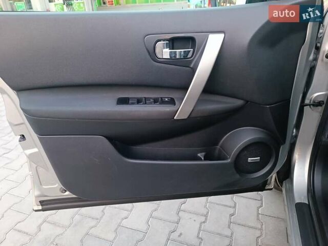Сірий Ніссан Кашкай, об'ємом двигуна 2 л та пробігом 174 тис. км за 10900 $, фото 26 на Automoto.ua