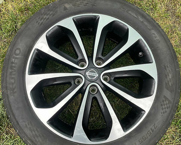 Серый Ниссан Кашкай, объемом двигателя 2 л и пробегом 170 тыс. км за 12000 $, фото 25 на Automoto.ua