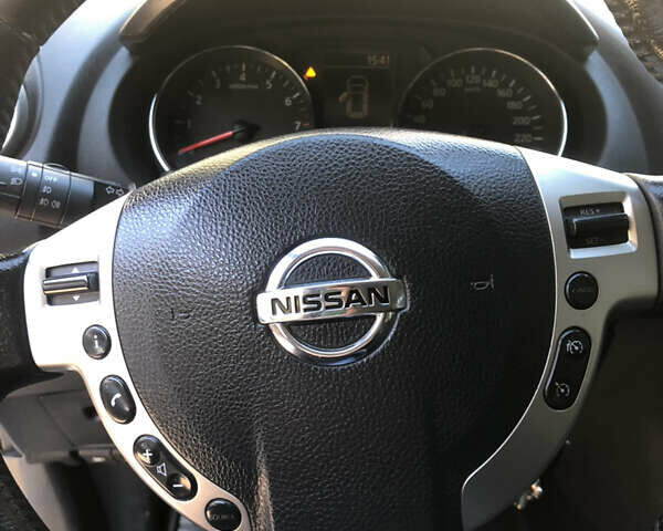 Серый Ниссан Кашкай, объемом двигателя 2 л и пробегом 222 тыс. км за 9707 $, фото 10 на Automoto.ua