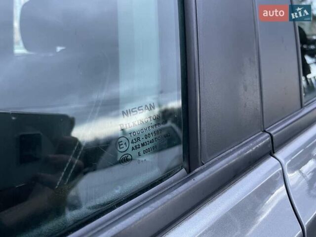 Сірий Ніссан Кашкай, об'ємом двигуна 1.5 л та пробігом 218 тис. км за 12000 $, фото 53 на Automoto.ua