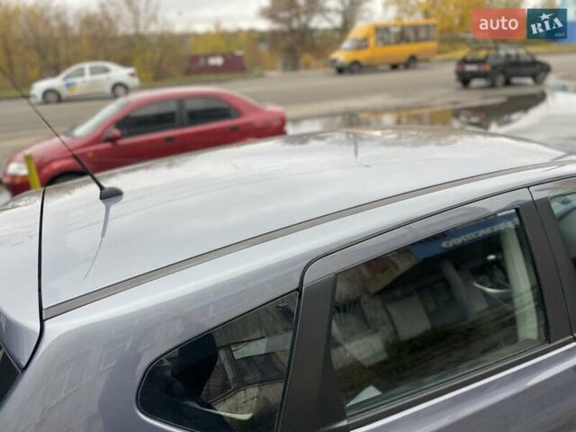 Серый Ниссан Кашкай, объемом двигателя 1.6 л и пробегом 199 тыс. км за 11500 $, фото 22 на Automoto.ua