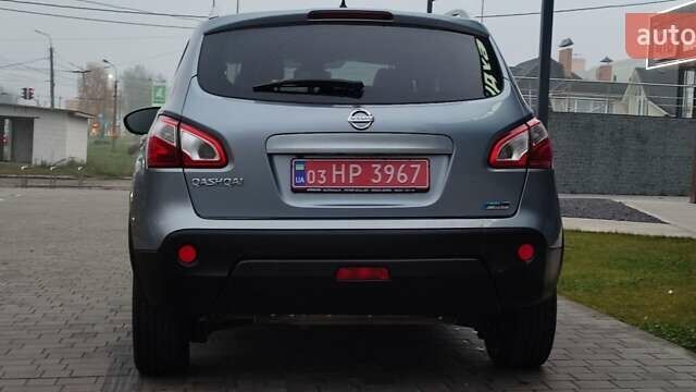 Серый Ниссан Кашкай, объемом двигателя 1.5 л и пробегом 238 тыс. км за 9400 $, фото 3 на Automoto.ua