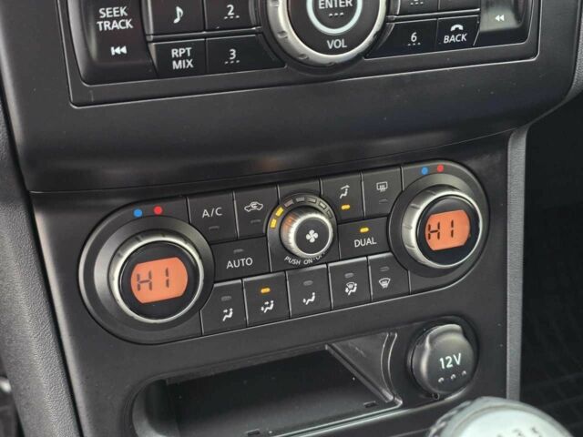 Серый Ниссан Кашкай, объемом двигателя 2 л и пробегом 195 тыс. км за 9999 $, фото 9 на Automoto.ua