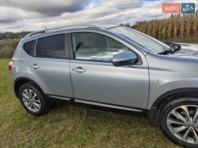 Серый Ниссан Кашкай, объемом двигателя 2 л и пробегом 185 тыс. км за 10500 $, фото 7 на Automoto.ua