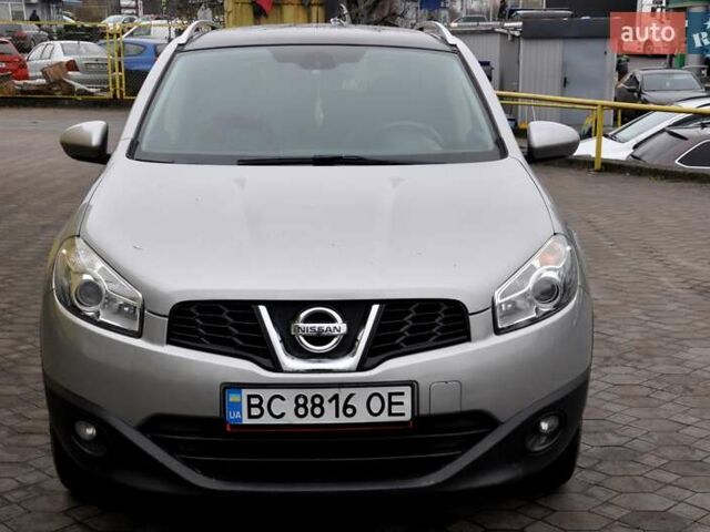 Серый Ниссан Кашкай, объемом двигателя 2 л и пробегом 154 тыс. км за 9600 $, фото 2 на Automoto.ua