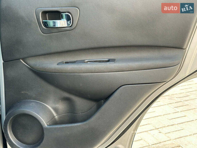 Сірий Ніссан Кашкай, об'ємом двигуна 2 л та пробігом 156 тис. км за 11440 $, фото 16 на Automoto.ua