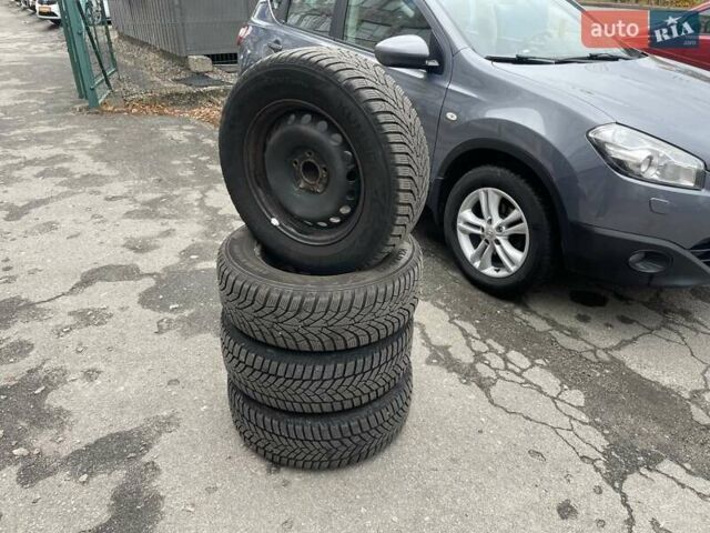 Серый Ниссан Кашкай, объемом двигателя 1.6 л и пробегом 199 тыс. км за 11500 $, фото 84 на Automoto.ua