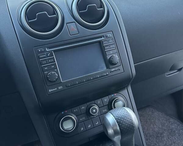 Сірий Ніссан Кашкай, об'ємом двигуна 2 л та пробігом 196 тис. км за 11599 $, фото 31 на Automoto.ua