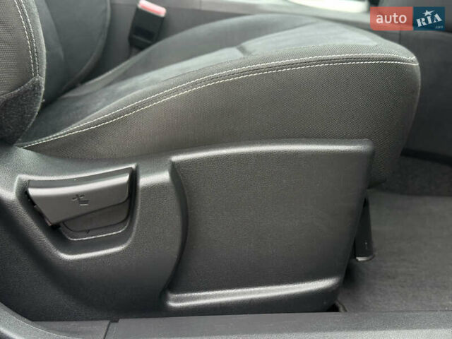 Сірий Ніссан Кашкай, об'ємом двигуна 1.5 л та пробігом 192 тис. км за 9200 $, фото 113 на Automoto.ua