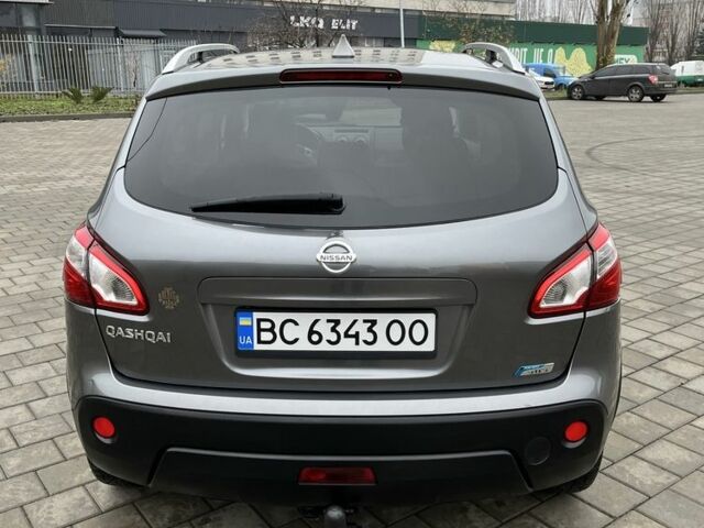 Серый Ниссан Кашкай, объемом двигателя 1.5 л и пробегом 165 тыс. км за 10200 $, фото 3 на Automoto.ua