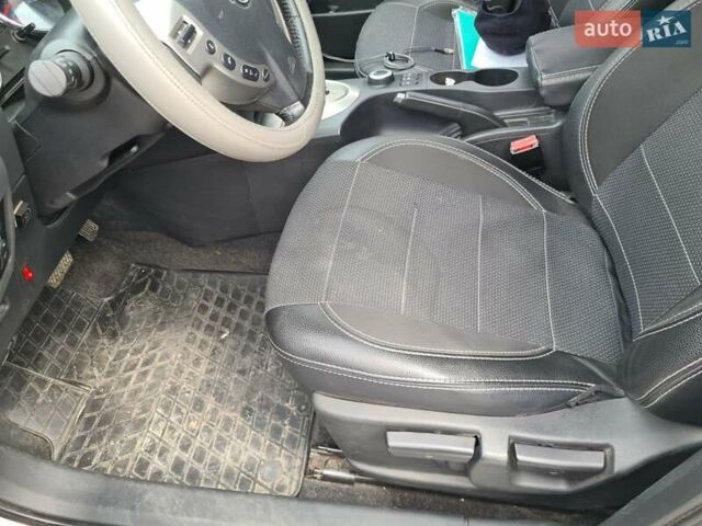 Сірий Ніссан Кашкай, об'ємом двигуна 2 л та пробігом 167 тис. км за 11000 $, фото 16 на Automoto.ua
