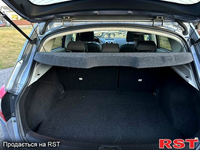 Серый Ниссан Кашкай, объемом двигателя 1.6 л и пробегом 157 тыс. км за 11250 $, фото 4 на Automoto.ua