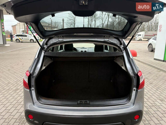 Сірий Ніссан Кашкай, об'ємом двигуна 1.5 л та пробігом 215 тис. км за 11599 $, фото 37 на Automoto.ua