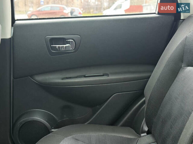 Сірий Ніссан Кашкай, об'ємом двигуна 1.5 л та пробігом 192 тис. км за 9200 $, фото 83 на Automoto.ua