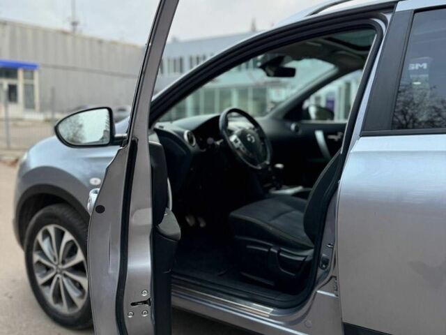 Сірий Ніссан Кашкай, об'ємом двигуна 1.6 л та пробігом 162 тис. км за 10300 $, фото 6 на Automoto.ua