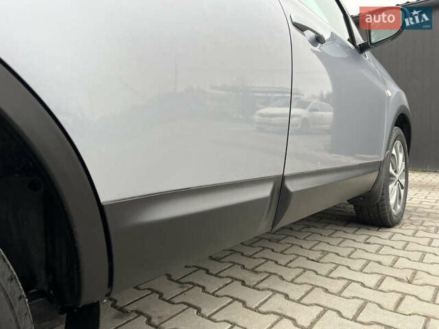 Серый Ниссан Кашкай, объемом двигателя 2 л и пробегом 186 тыс. км за 10999 $, фото 35 на Automoto.ua