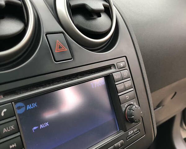 Сірий Ніссан Кашкай, об'ємом двигуна 2 л та пробігом 95 тис. км за 11199 $, фото 87 на Automoto.ua