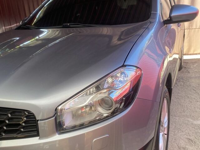 Серый Ниссан Кашкай, объемом двигателя 1.6 л и пробегом 146 тыс. км за 10700 $, фото 5 на Automoto.ua