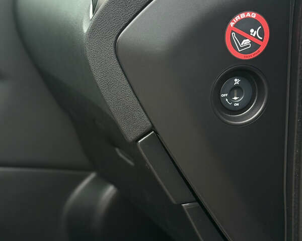 Сірий Ніссан Кашкай, об'ємом двигуна 1.5 л та пробігом 192 тис. км за 9200 $, фото 111 на Automoto.ua