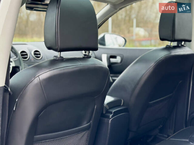 Сірий Ніссан Кашкай, об'ємом двигуна 2 л та пробігом 232 тис. км за 11450 $, фото 28 на Automoto.ua