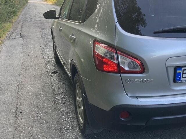 Сірий Ніссан Кашкай, об'ємом двигуна 1.6 л та пробігом 180 тис. км за 9250 $, фото 1 на Automoto.ua
